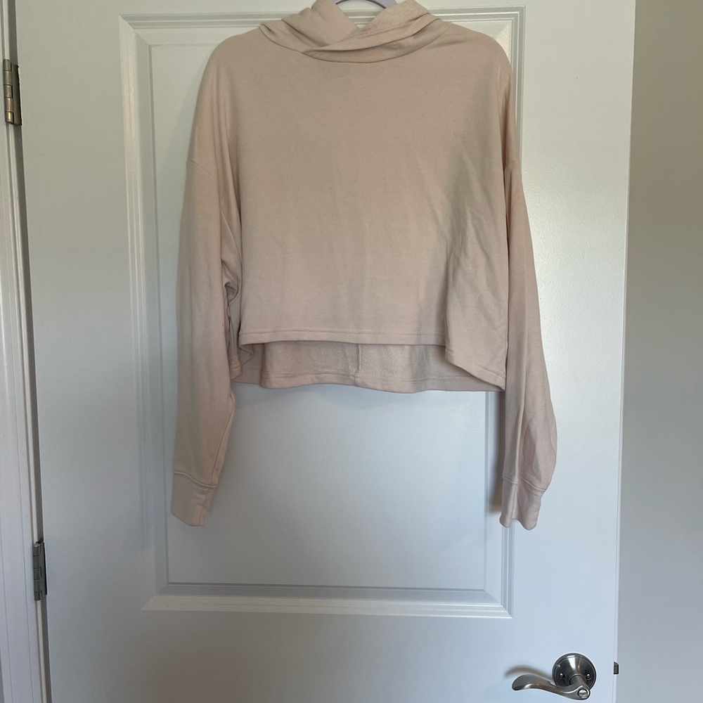 Fabletics Cream Crop Top